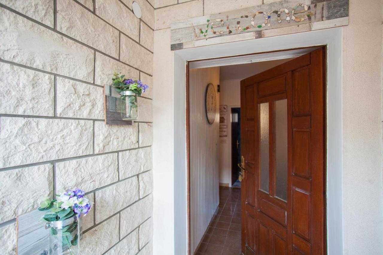 Apartments With A Parking Space Brna, Korcula - 9188 Smokvica  Exterior foto